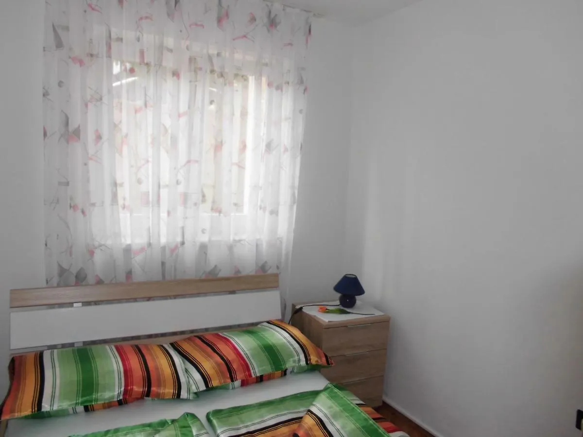 Lopar 602 Appartamento 0*,  Croazia